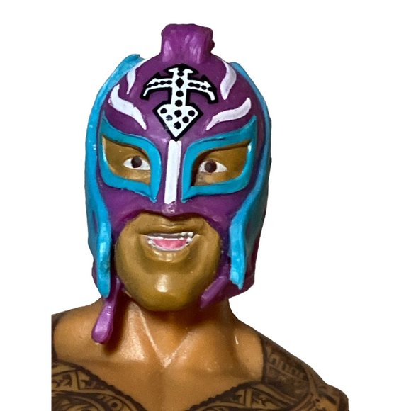 Rey Mysterio 2018 Mattel WWE WWF Wrestling Action Figure LOOSE - Picture 3 of 10